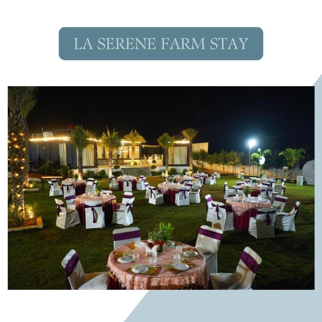 La Serene Farm Stay - Luxary 4 Bed Room Property Hyderabad Eksteriør billede